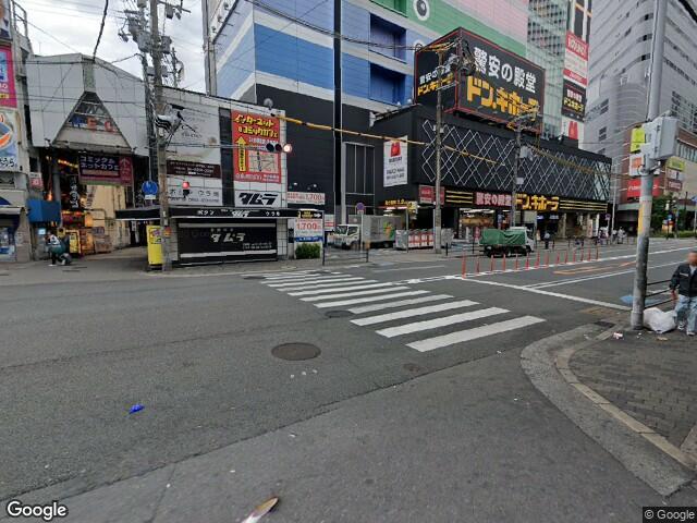 梅田ナナイロビル駐車場