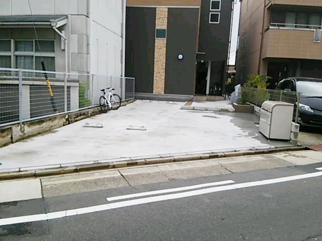 シエストリーナ壱番館駐車場