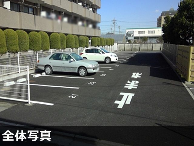 テラスヴュー高野台駐車場