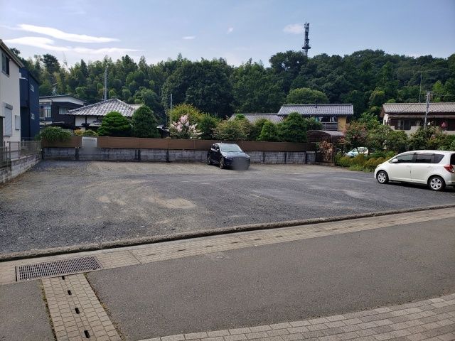 木住野邸_第1駐車場