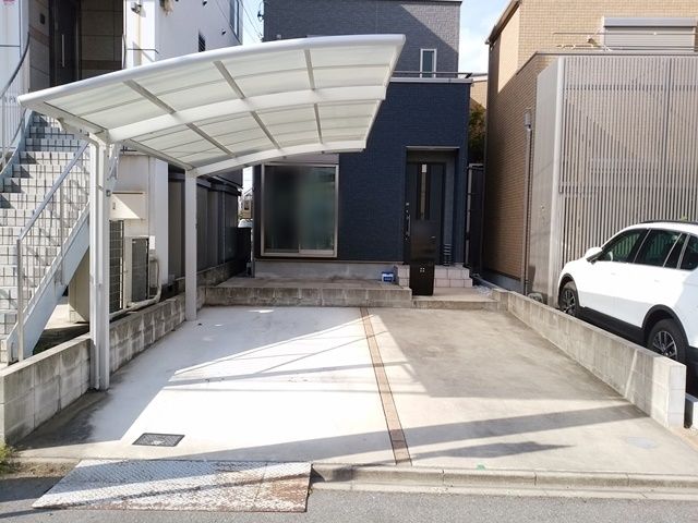 熱田神宮南駐車場(2)