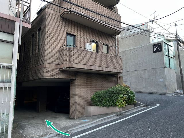 西麻布3丁目21☆akippa駐車場