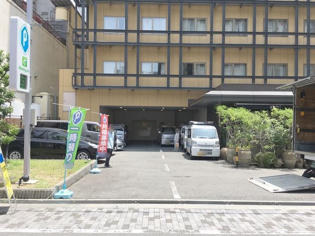akippa ホリデイ・イン大阪難波駐車場