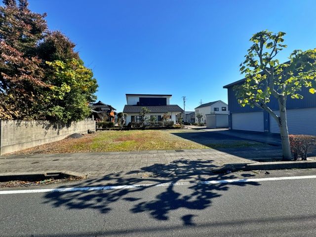 アキッパ 舟津町4-15-33駐車場