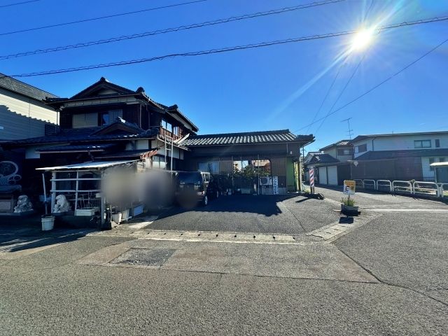 アキッパ ヤマグチ理容室駐車場