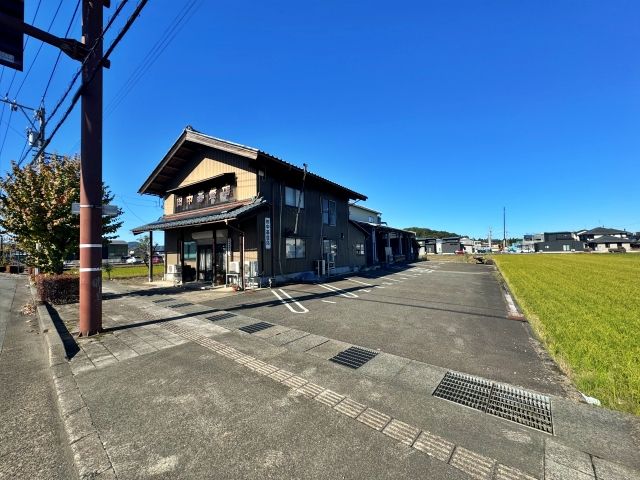 アキッパ 宮前町2-19駐車場
