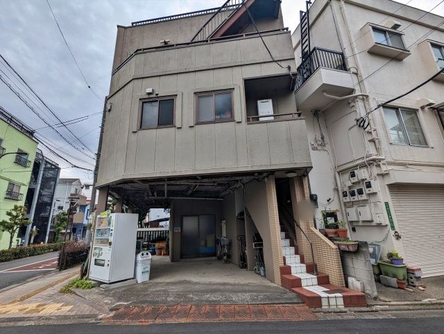 綾瀬6丁目 荒牧宅アキッパ駐車場