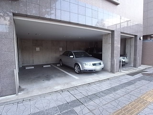 アキッパ SUM広瀬通駐車場
