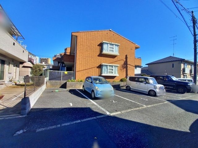 アキッパ 金森1丁目駐車場