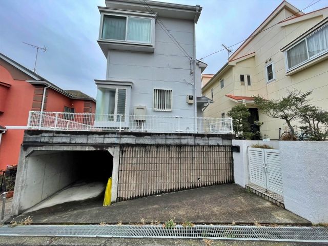 原町田2丁目19-12 塩入邸◎アキッパ駐車場