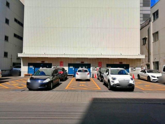 アキッパ クリスタルタワー駐車場【平日】7:30～22:00