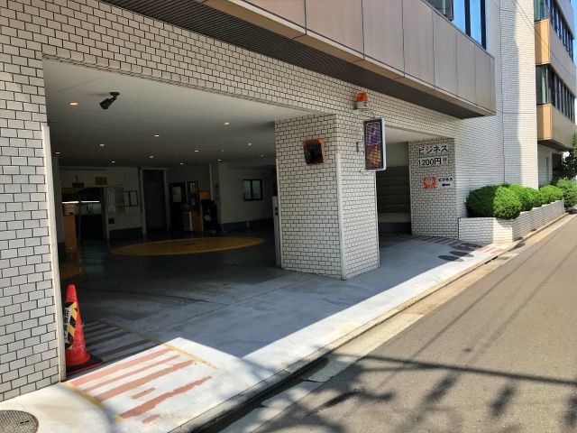 アキッパ 青葉パークビル 駐車場